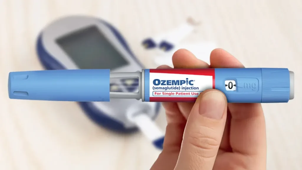 Eladó Ozempic injekciós toll közelről, fogyást támogató gyógyszer